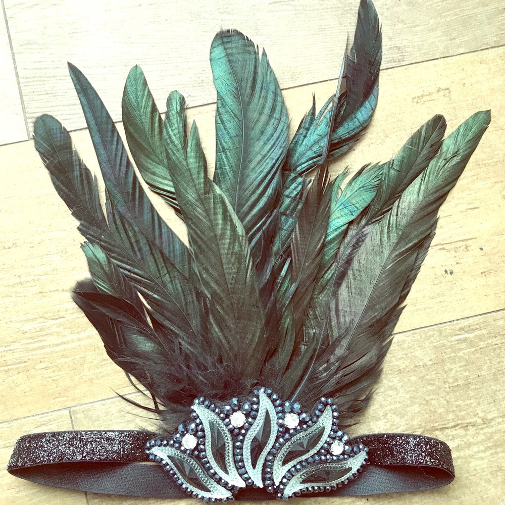 Maddie gras flapper party feather head band.